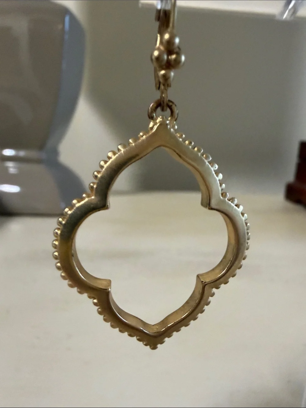 Elegant Gold Quatrefoil Drop Earrings - Women Jewelry